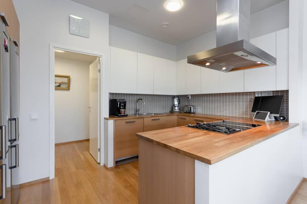 Spacious Home With Four Terrace, Sauna, Sea View Helsinki Dış mekan fotoğraf
