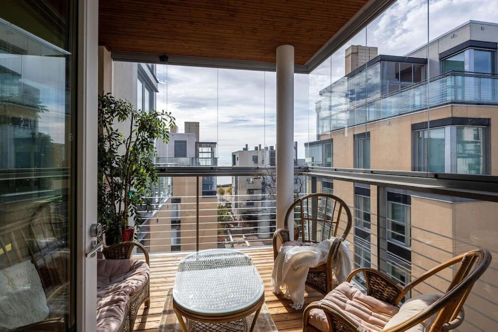 Spacious Home With Four Terrace, Sauna, Sea View Helsinki Dış mekan fotoğraf
